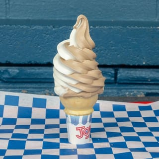 DIPPED ICE CREAM CONE